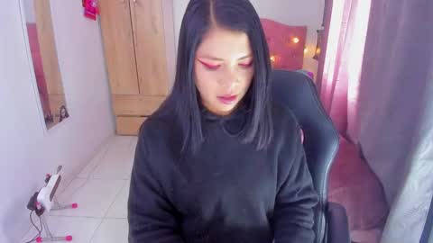 giaaaa   online show from 12.30.24