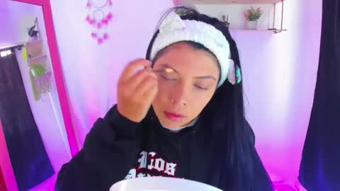 giaaaa   online show from 03.04.26