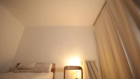 Snapshot of gia_curly chatting on 01.19.26 Leo online show from 01.19.26