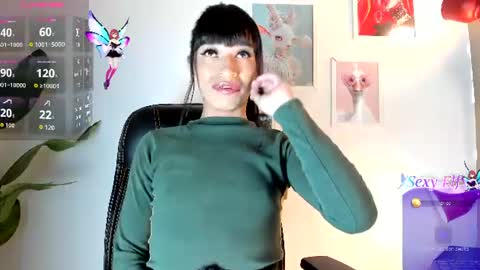 Gia  Please help me with your thumbs up its important   online show from 07.07.26