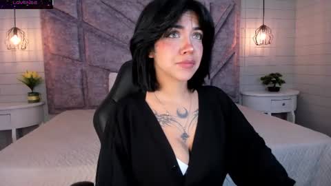 Gia online show from 06.19.26
