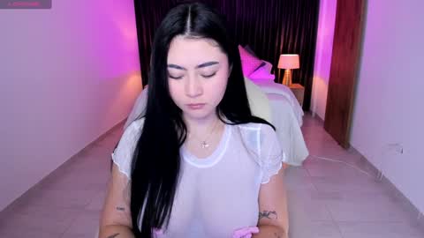 Gia lowry online show from 01.12.25