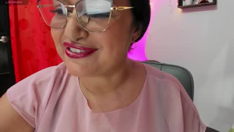 nahomi online show from 12.21.25