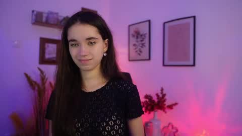 Snapshot of gia_paige18 chatting on 12.02.25 Gia Paige18 online show from 12.02.25