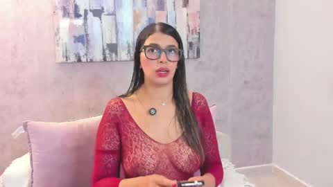 Gia online show from 04.21.26