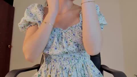 Snapshot of gia_white01 chatting on 03.29.26 GIA WHITE Independet online show from 03.29.26