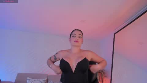 Snapshot of giaferrera_ chatting on 07.29.26 Gia Ferrera online show from 07.29.26