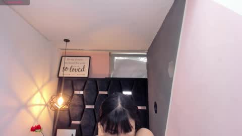 Snapshot of giafox_ chatting on 10.30.25 G I A FOX online show from 10.30.25