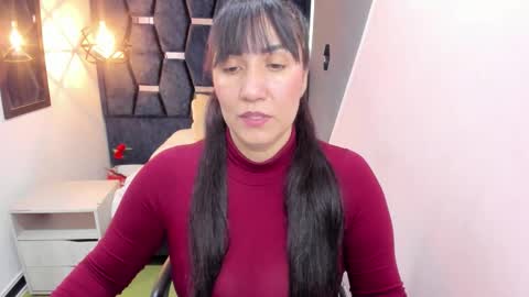 Snapshot of giafox_ chatting on 12.18.25 G I A FOX online show from 12.18.25