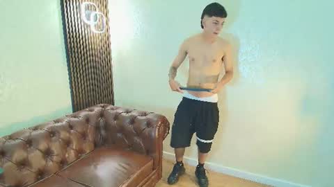 Snapshot of gian_rossii chatting on 06.27.26 GIAN online show from 06.27.26