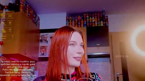 Snapshot of giantess_eva chatting on 09.26.25 Eva online show from 09.26.25