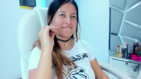 GiaRoussel online show from 01.07.25