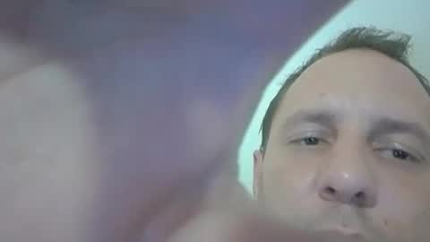 Snapshot of gig100 chatting on 11.30.25 gig100 online show from 11.30.25