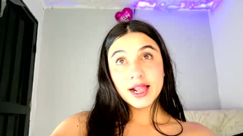 Gigi online show from 04.21.26