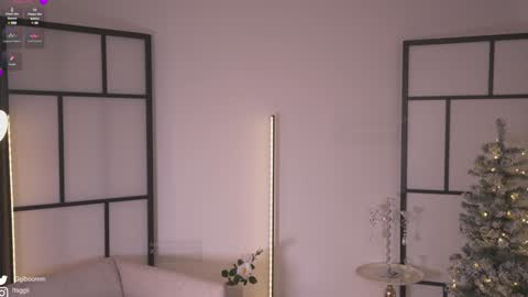 Snapshot of gigi_ulala chatting on 12.13.24 80 off in my OF gigipriv  online show from 12.13.24