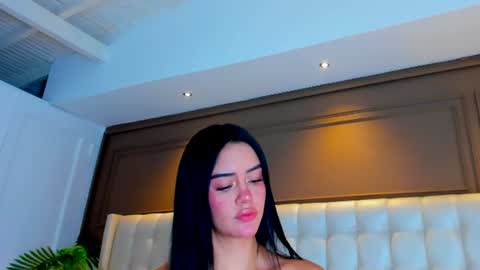 Snapshot of gigi_wilden chatting on 06.26.26 gigi wilden online show from 06.26.26