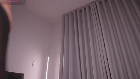 Snapshot of gigilee_ chatting on 02.11.26 GIGI online show from 02.11.26