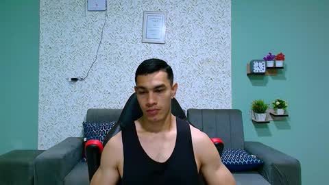 GILBERT online show from 02.05.25