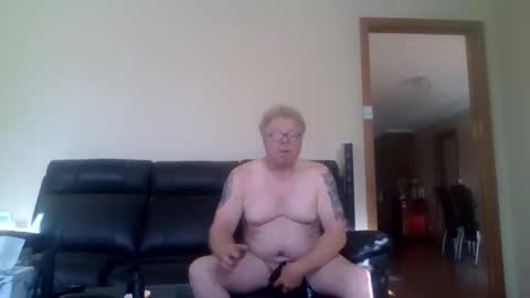 Snapshot of gimmmieoooo chatting on 03.05.26 gimmmieoooo online show from 03.05.26