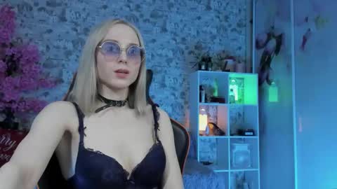 Gina online show from 03.27.26