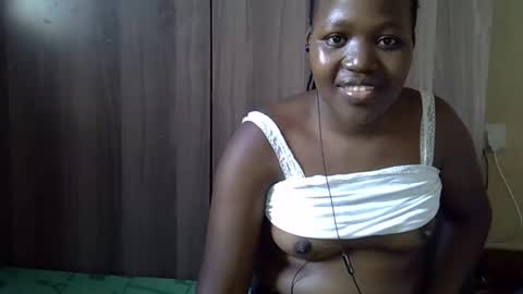 Snapshot of gina_sassy chatting on 10.19.25 Adiliah online show from 10.19.25