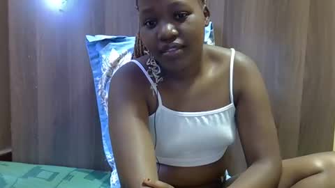 Snapshot of gina_sassy chatting on 11.25.25 Adiliah online show from 11.25.25