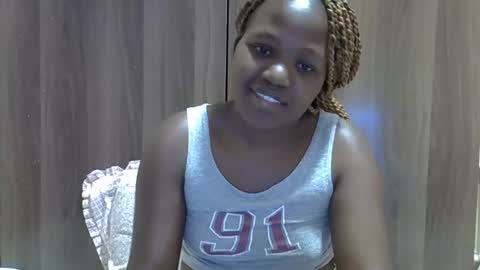 Snapshot of gina_sassy chatting on 12.19.25 Adiliah online show from 12.19.25