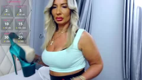Snapshot of ginabear chatting on 06.30.26 Gina online show from 06.30.26