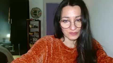 Snapshot of ginaoneon chatting on 01.02.25 GinaONeon online show from 01.02.25