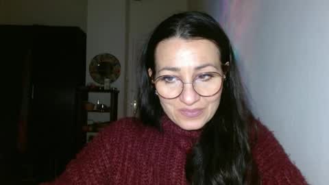 Snapshot of ginaoneon chatting on 01.16.25 GinaONeon online show from 01.16.25