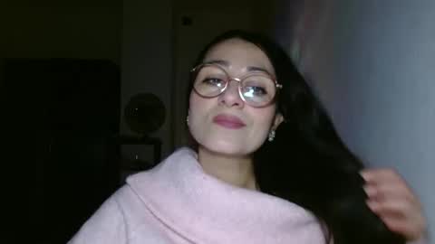 Snapshot of ginaoneon chatting on 01.19.25 GinaONeon online show from 01.19.25