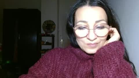 Snapshot of ginaoneon chatting on 02.06.25 GinaONeon online show from 02.06.25