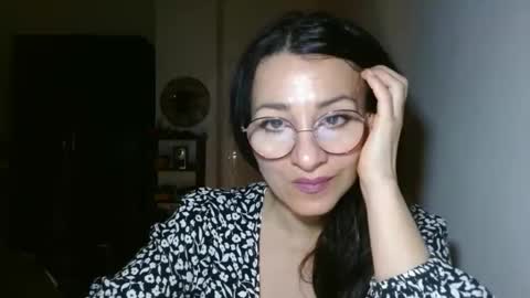 Snapshot of ginaoneon chatting on 02.22.25 GinaONeon online show from 02.22.25