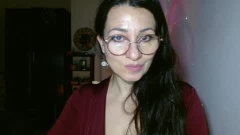Snapshot of ginaoneon chatting on 02.25.25 GinaONeon online show from 02.25.25