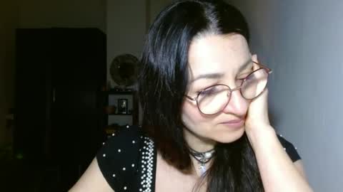 Snapshot of ginaoneon chatting on 02.28.25 GinaONeon online show from 02.28.25