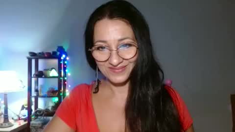 Snapshot of ginaoneon chatting on 10.05.25 GinaONeon online show from 10.05.25