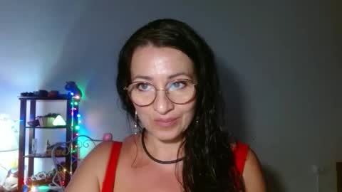 Snapshot of ginaoneon chatting on 10.21.25 GinaONeon online show from 10.21.25