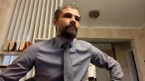 Snapshot of gindrie chatting on 01.30.25 Gabriel online show from 01.30.25