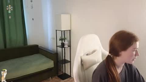 Snapshot of ginger__cute chatting on 12.18.25 I will be online from Thursday to Monday from 7am to 3pm Amsterdam time online show from 12.18.25