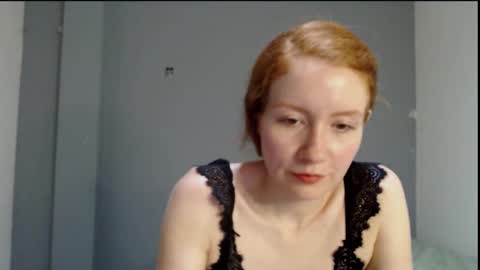 Snapshot of ginger_giirl chatting on 10.29.25 Ginger online show from 10.29.25