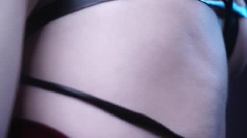        im expecting 350 thumbs up on my altar   online show from 01.13.25