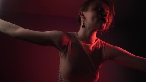        im expecting 350 thumbs up on my altar   online show from 02.20.25