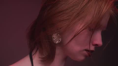        im expecting 350 thumbs up on my altar   online show from 09.25.25