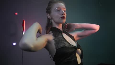        im expecting 350 thumbs up on my altar   online show from 01.13.26