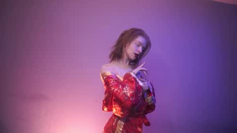        im expecting 350 thumbs up on my altar   online show from 02.09.26