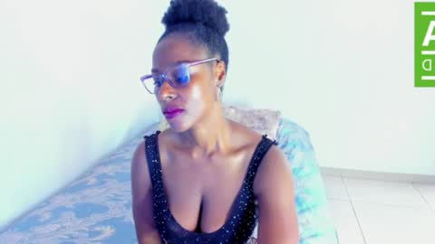 Snapshot of ginger_smil chatting on 07.18.26 Diana online show from 07.18.26