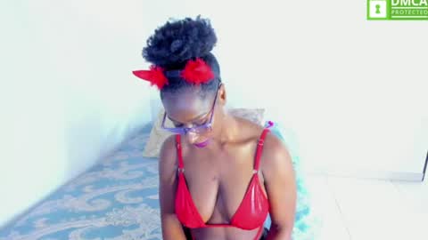 Snapshot of ginger_smil chatting on 07.28.26 Diana online show from 07.28.26