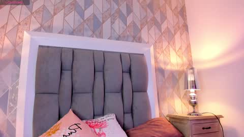 Snapshot of ginger_violetta chatting on 01.02.25 Ginger online show from 01.02.25