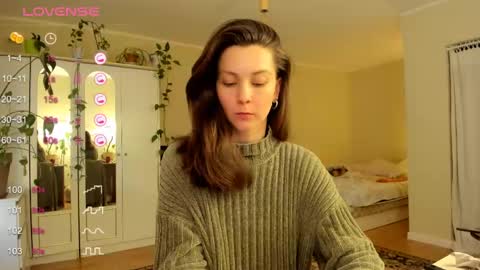 Snapshot of gingerbread__house chatting on 04.12.26 Vasilisa online show from 04.12.26