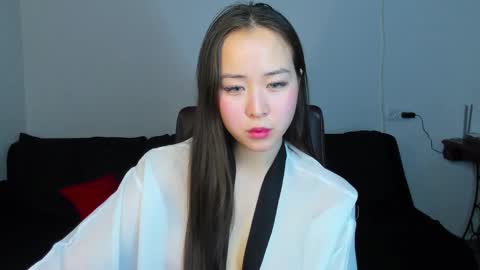 Ginny online show from 02.04.25